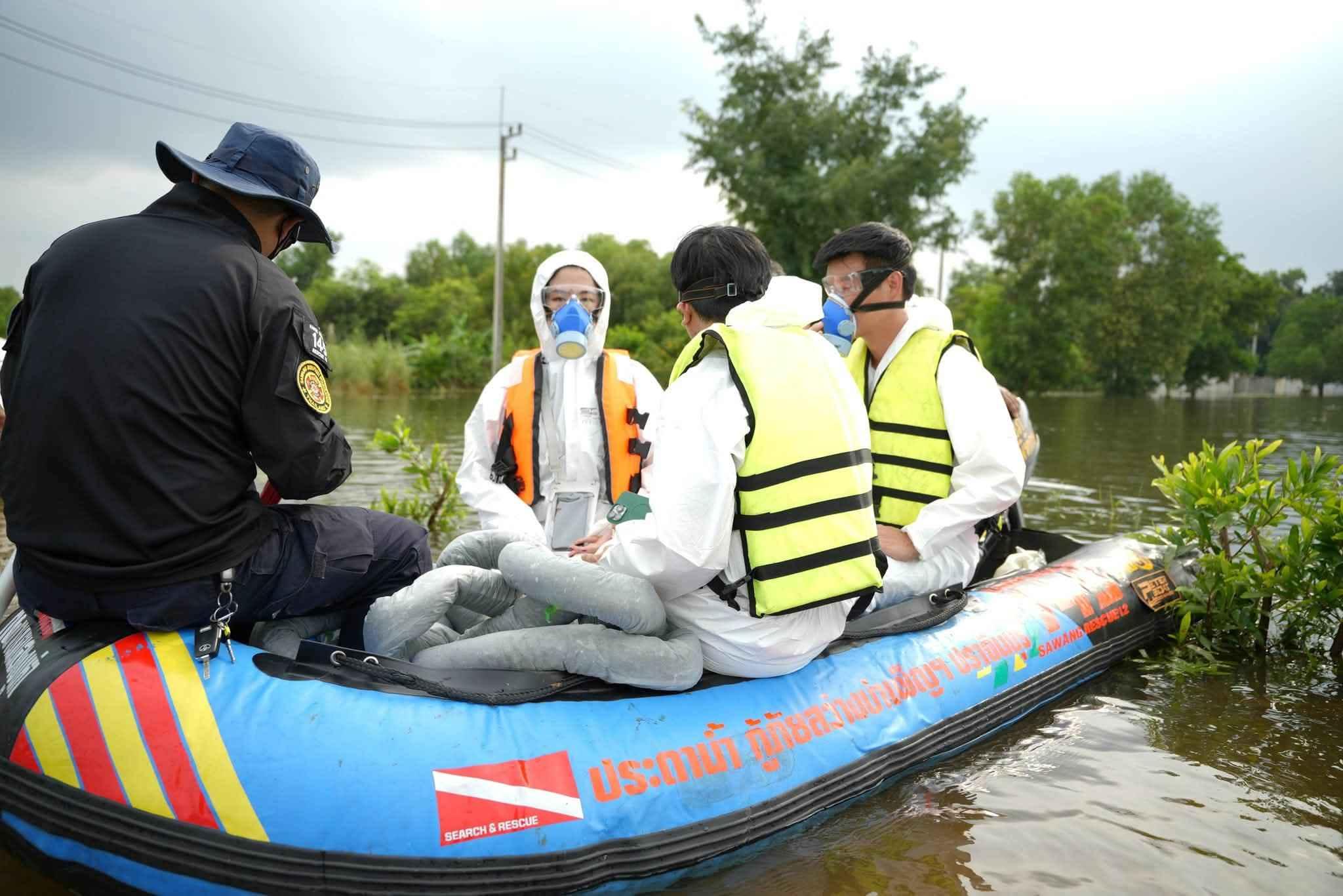 หัวหน้าพรรคประชาชน ขอรัฐตรวจสารปนเปื้อนในน้ำท่วมปราจีนบุรี-เตรียมแผนฟื้นฟูหลังน้ำลด