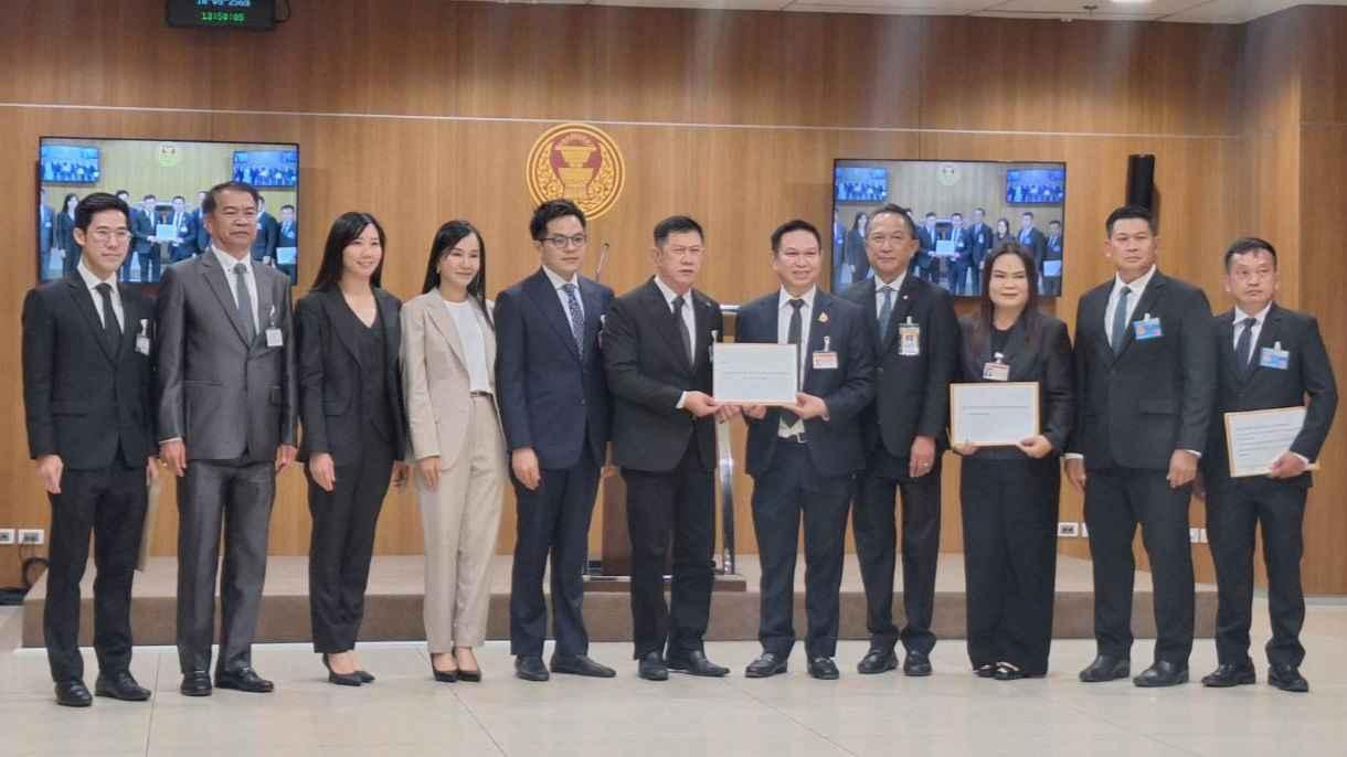 ประธาน กมธ.การเกษตรฯ รับข้อเสนอพัฒนาการเกษตรภาคเหนือจาก สส.ภาคเหนือ ชงแก้อุปสรรคสร้างอ่างเก็บน้ำ-บริหารจัดการน้ำอย่างยั่งยืน